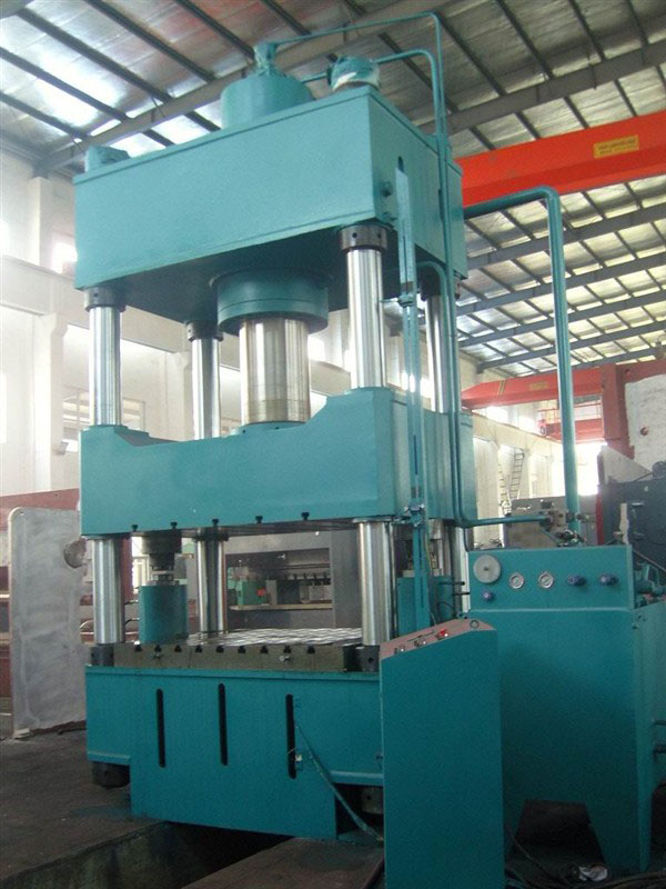 怎样操作四柱液压机?步骤是什么?